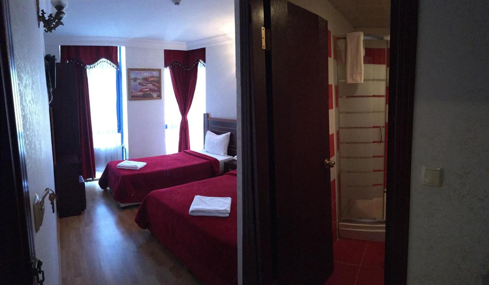 Red White Hotel Estambul Exterior foto